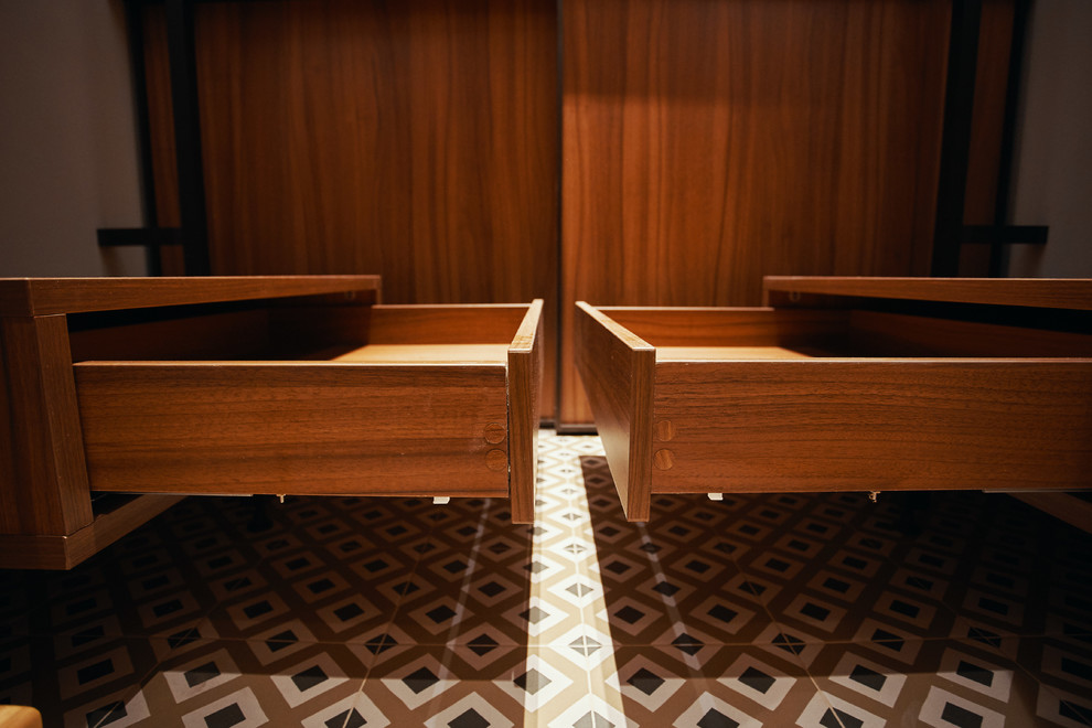 raumplus в интерьере квартиры на Минской, гардеробные UNO