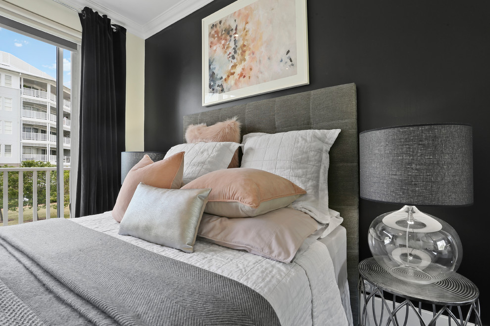 Inspiration for a transitional bedroom in Sydney.