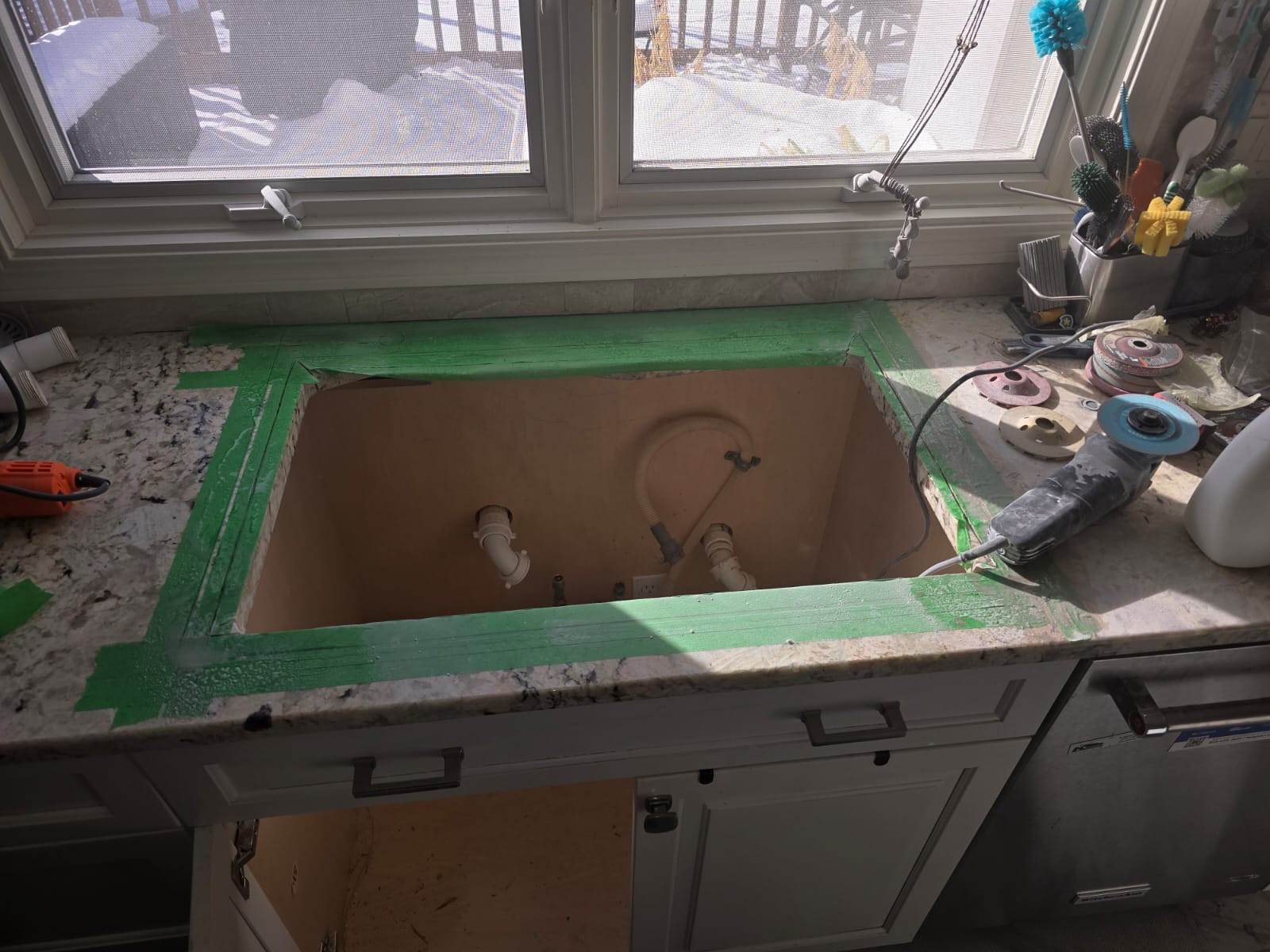 Sink Installation - During the cutting process
