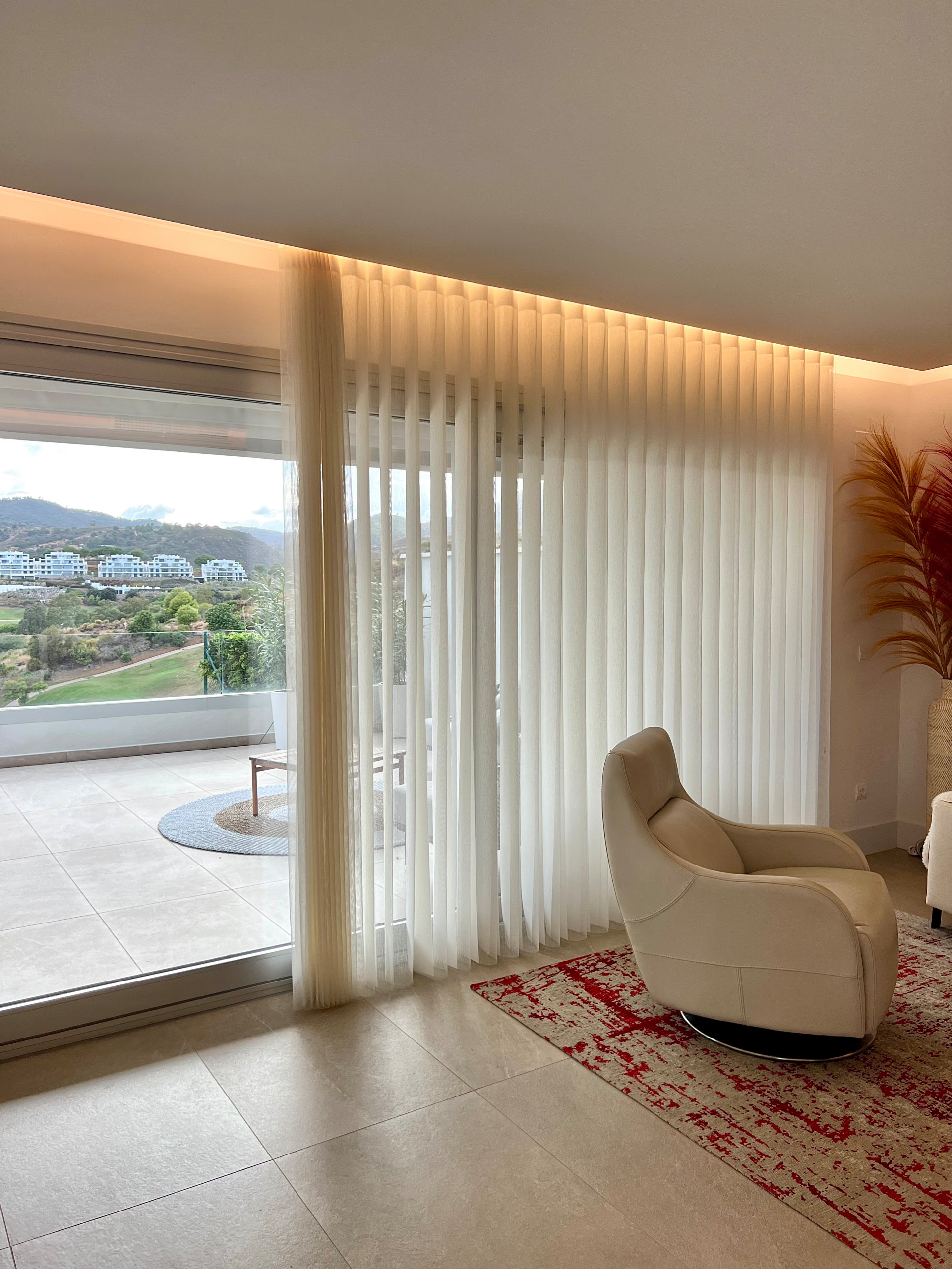 DAY & NIGHT BLINDS