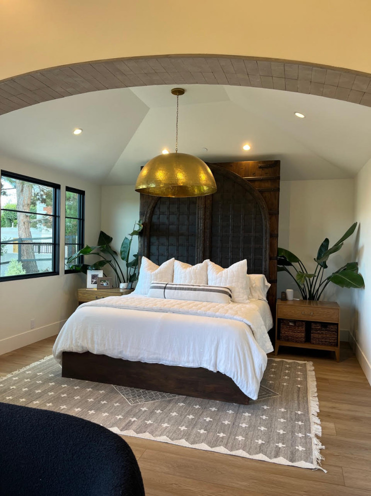 Tona Residence