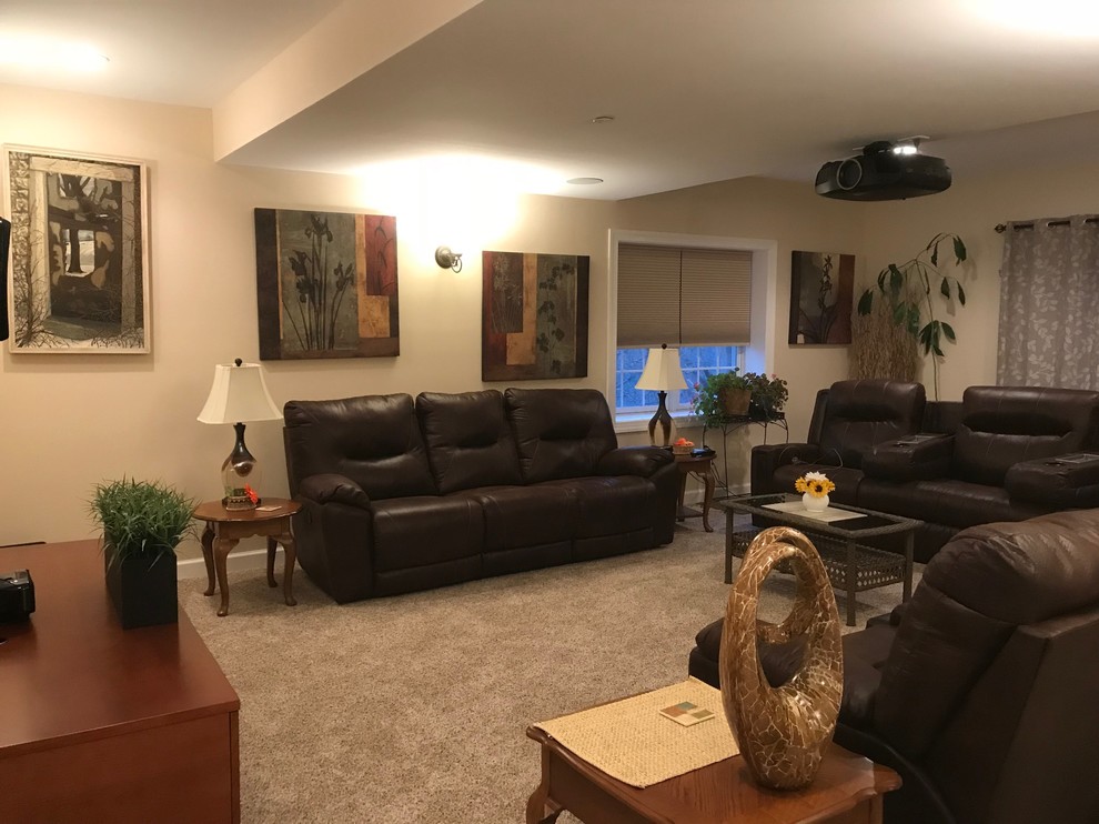 Finished Basement with Wet Bar & Home Theater