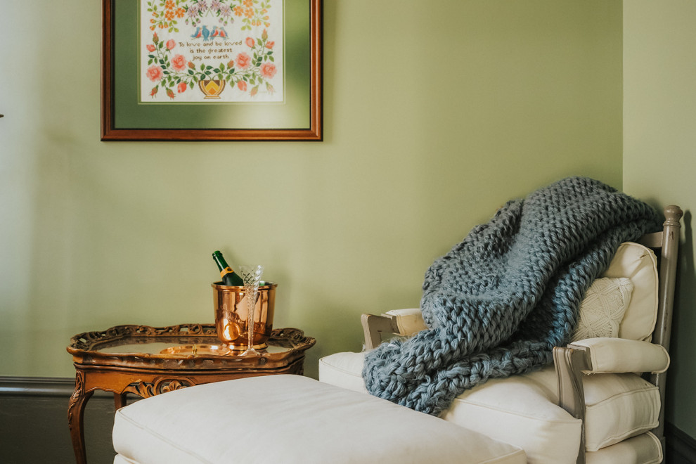 Home design - transitional home design idea