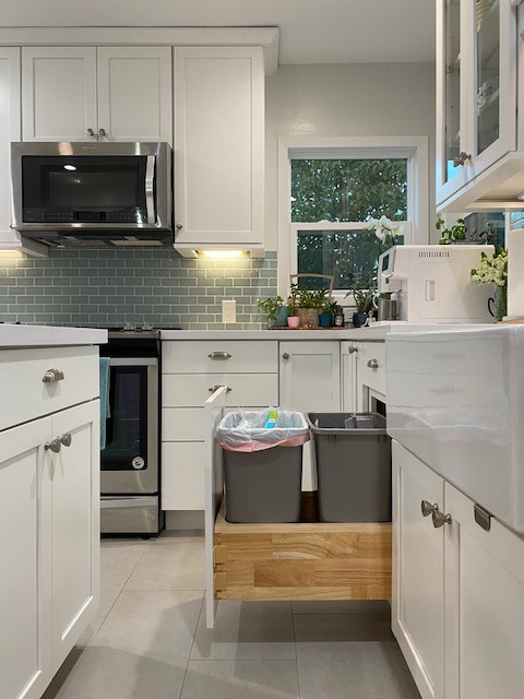 Richmond Kitchen with Custom Handmade Backsplash