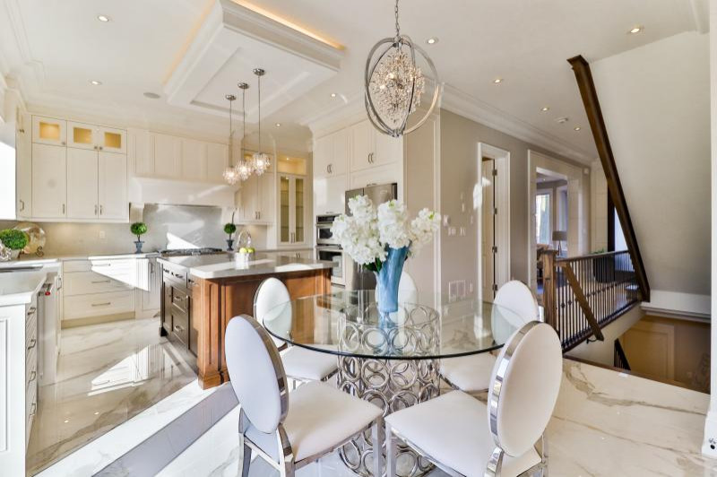 Kitchen & Dining room