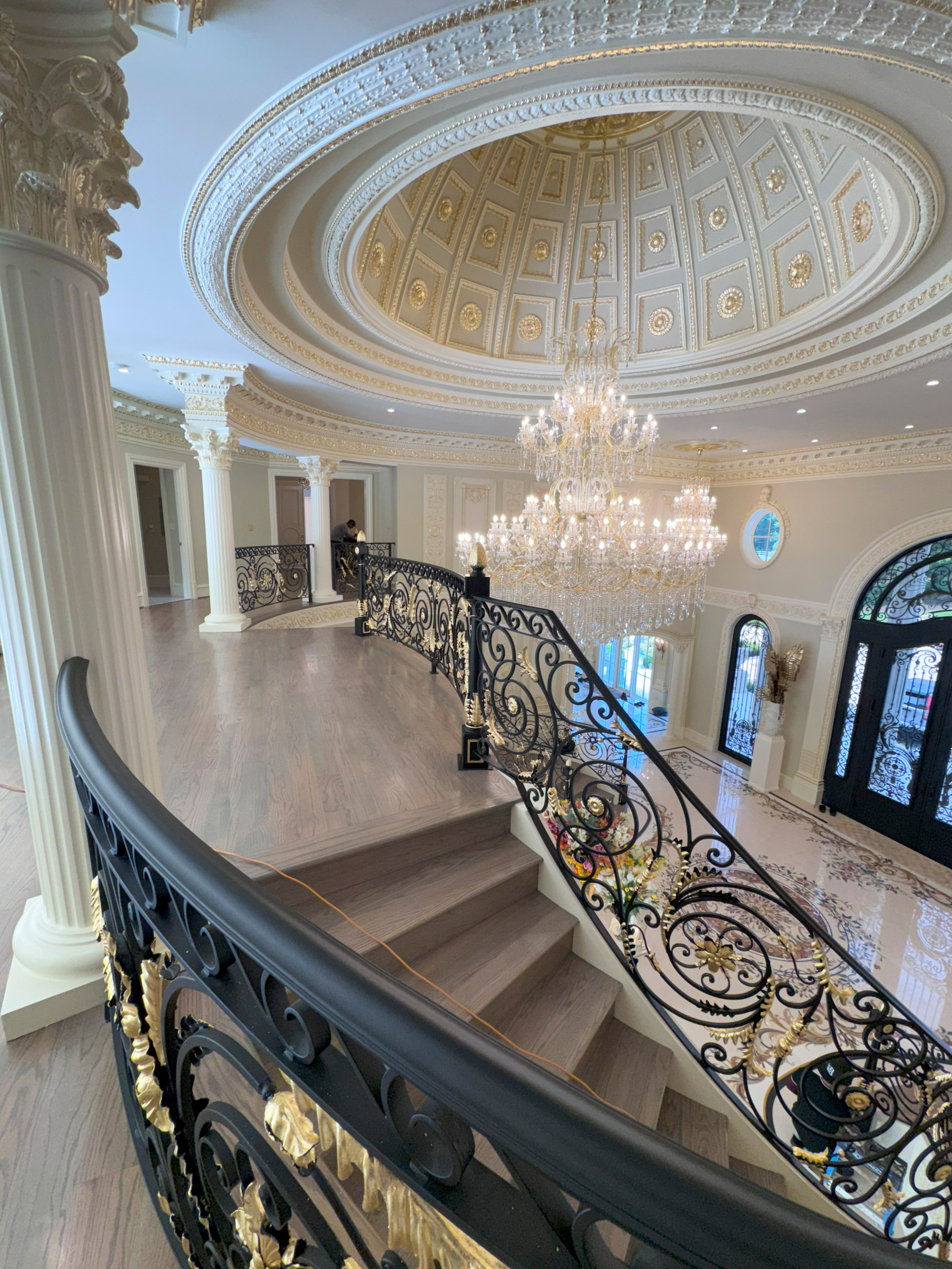 135_Vibrant Staircase with Touch of Historic Grandeur, Great Falls, VA 22066