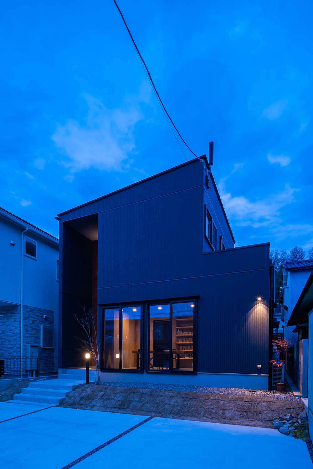 R+house | Blended HOUSE