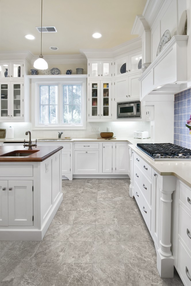 Kitchen - transitional kitchen idea