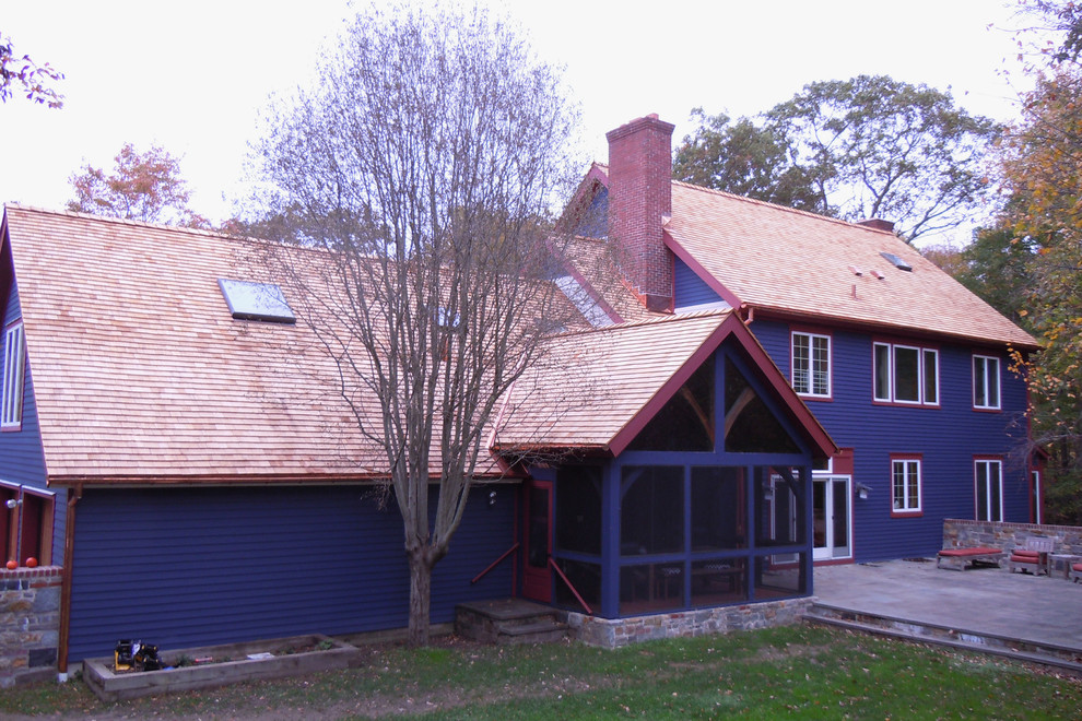 Traditional exterior home idea in New York