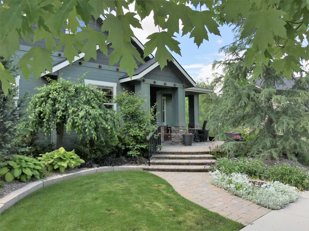 Example of a classic home design design in Boise