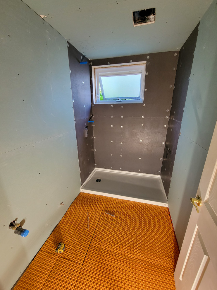 Beaverton Ave Bathroom