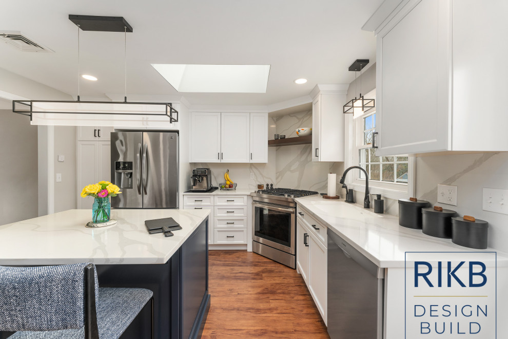 Inspiration for a transitional kitchen remodel in Providence