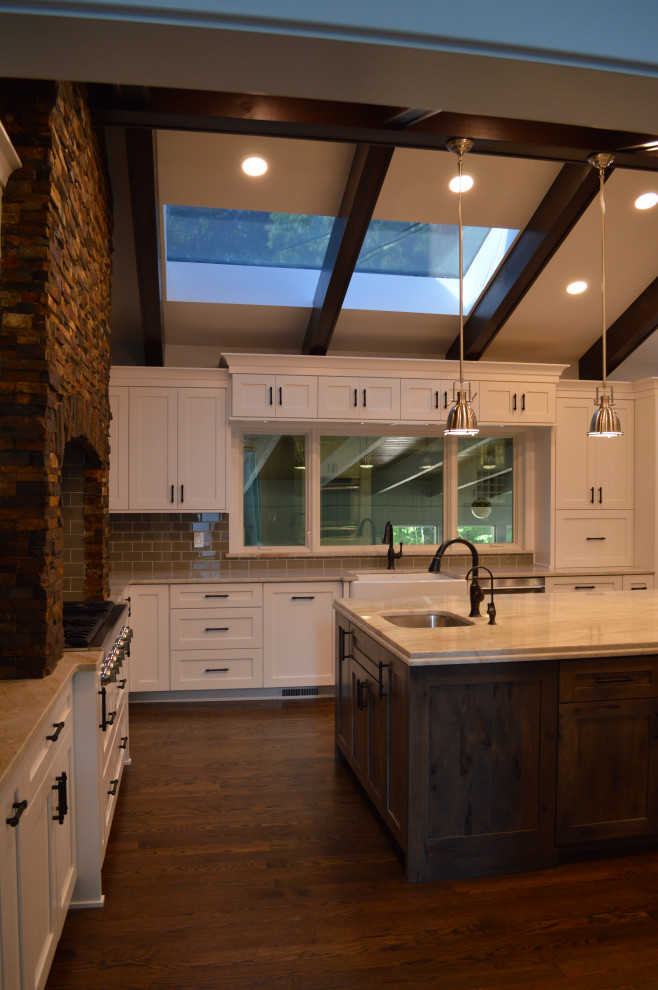 Inspiration for a transitional kitchen remodel in Chicago