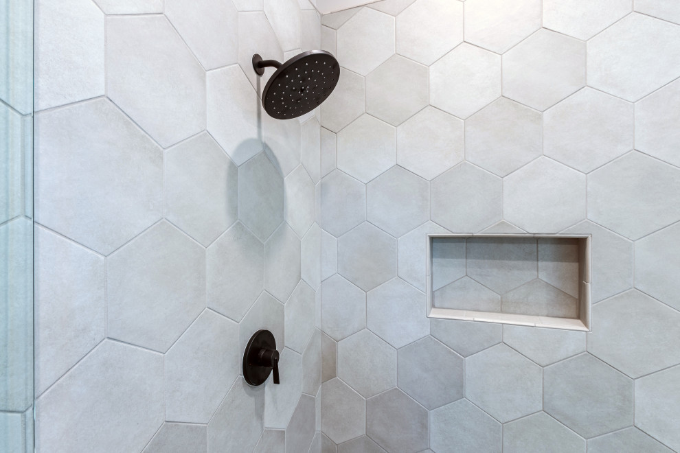 White Hexagon Shower Tile & Recessed Niche with Black Fixtures | French Country 