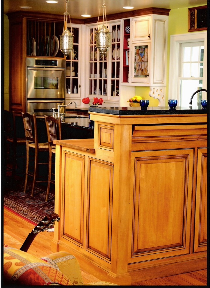 Kitchen - eclectic kitchen idea