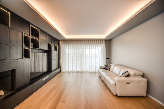 RIVARONE contemporary