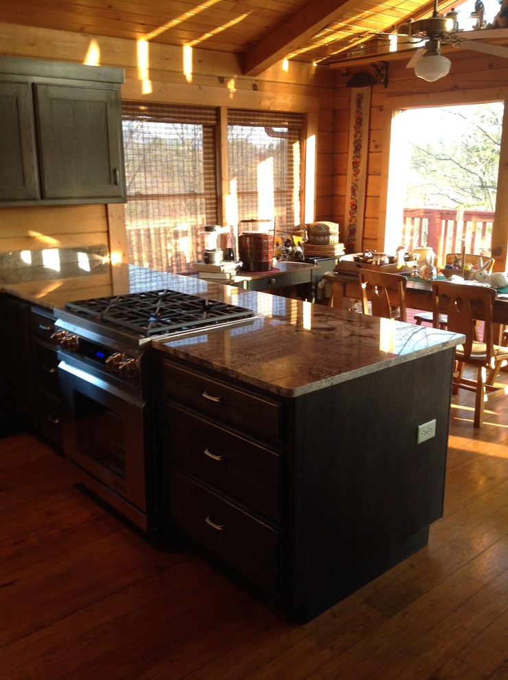 Inspiration for a small rustic kitchen remodel
