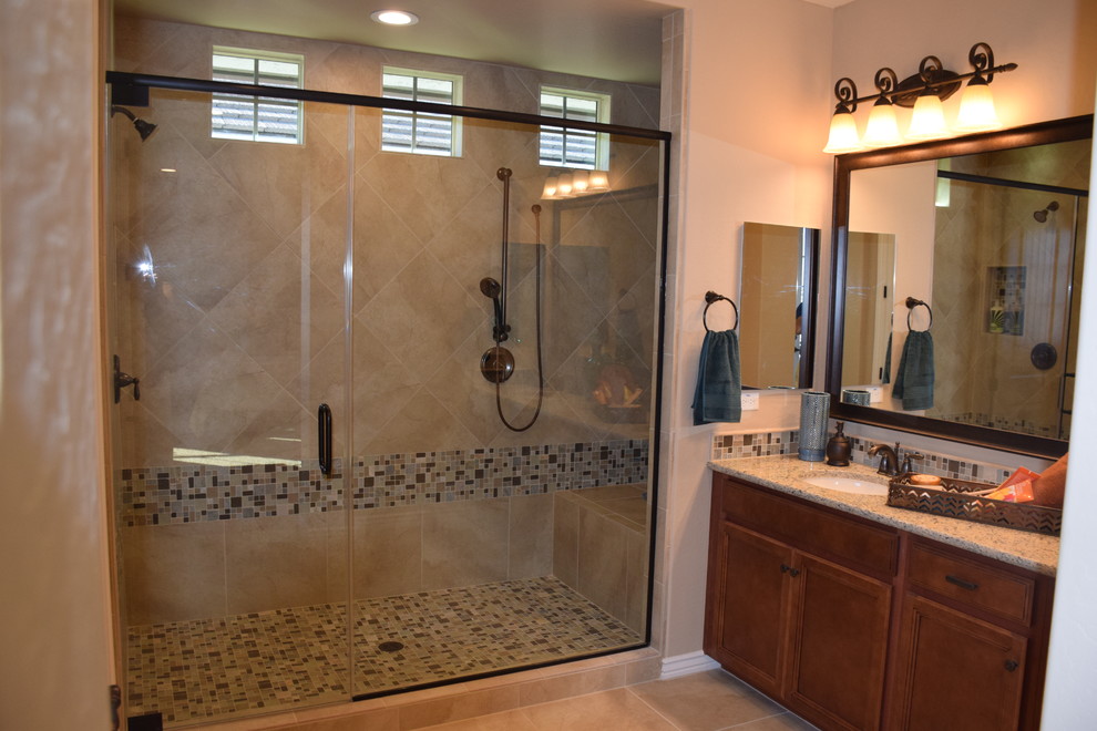 Bathroom - transitional bathroom idea in Phoenix