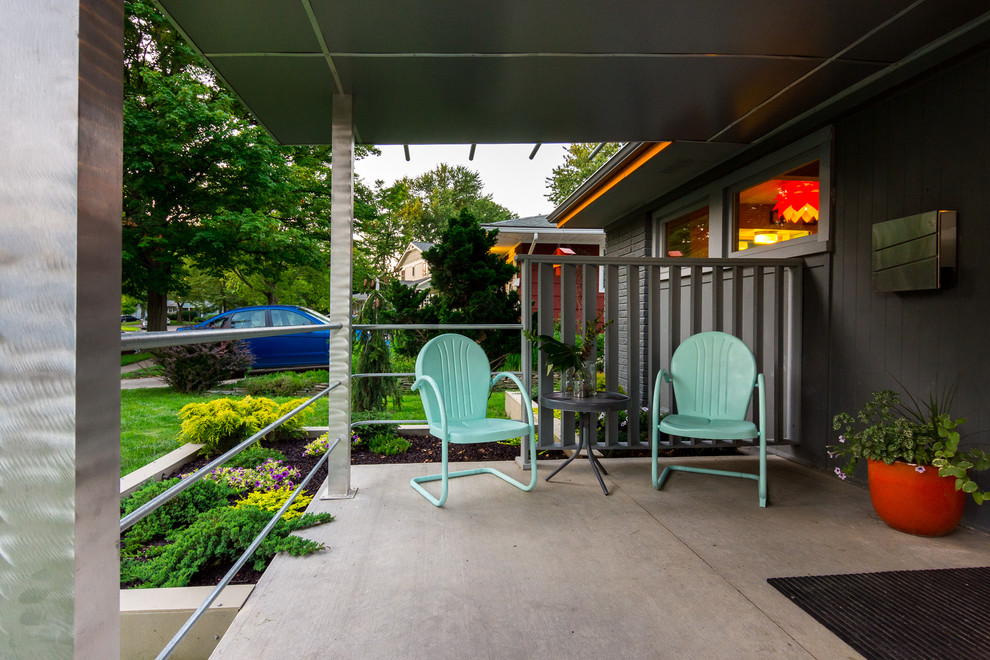 Design ideas for a midcentury verandah in Detroit.