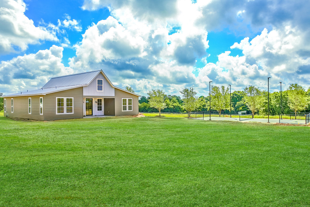 Chappell Hill Bunk House
