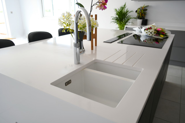 True Handleless Kitchen for @Our.Selfbuild.Journey modern-kitchen