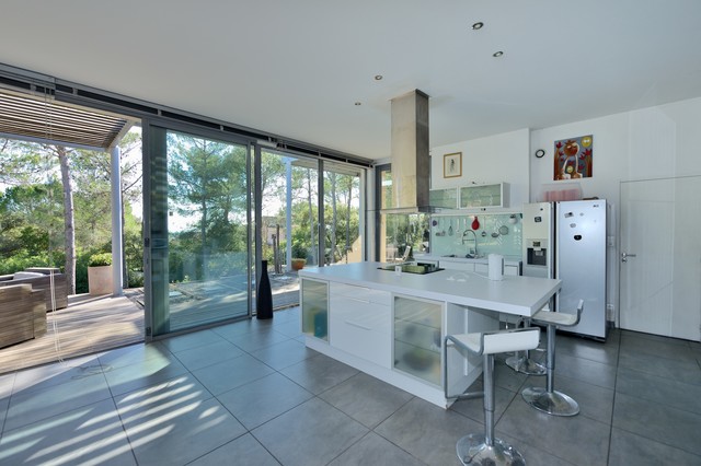 MAISON CONTEMPORAINE BIOCLIMATIQUE modern-kueche