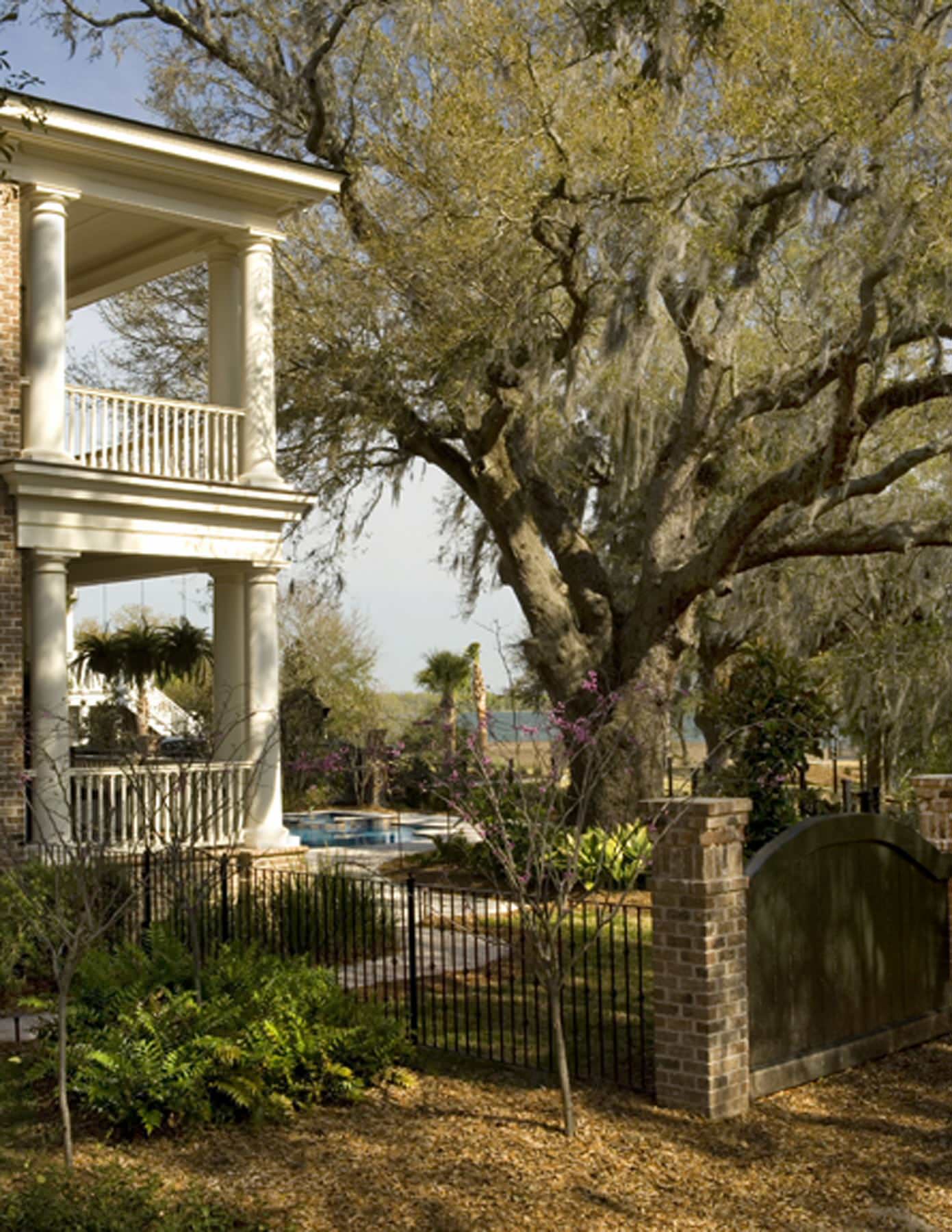 Regional Design: Charleston and the South Carolina Lowcountry, image size:1391x1800