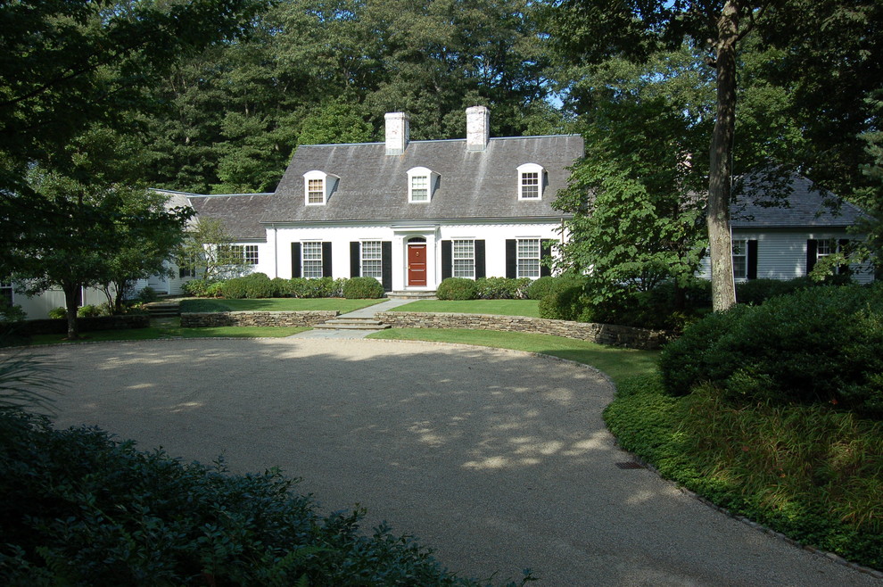 Country front yard driveway in Boston.