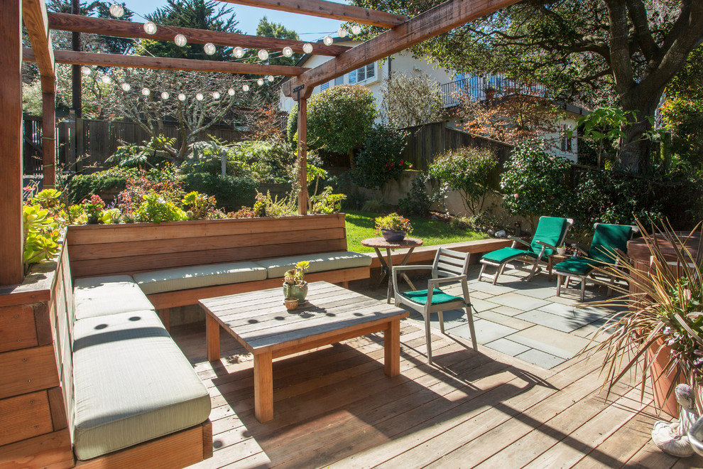 Transitional deck in San Francisco.