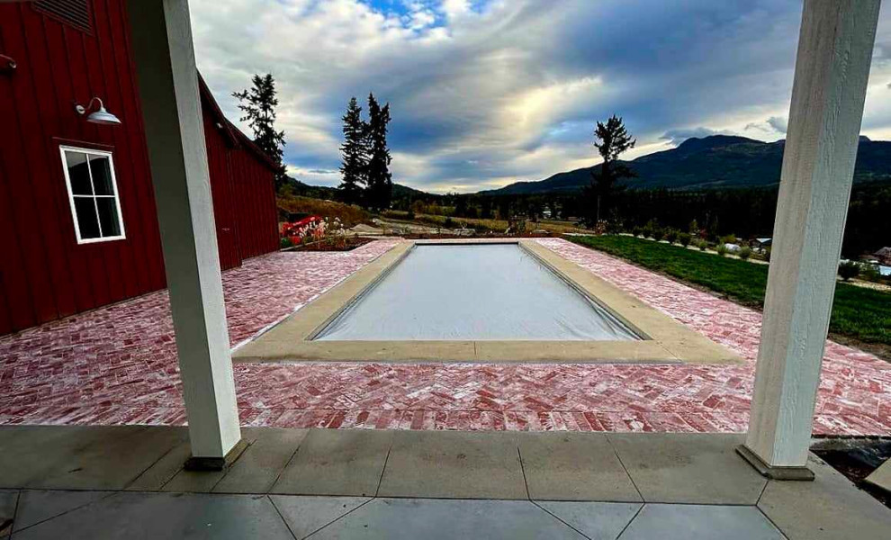 Smith Custom Pool