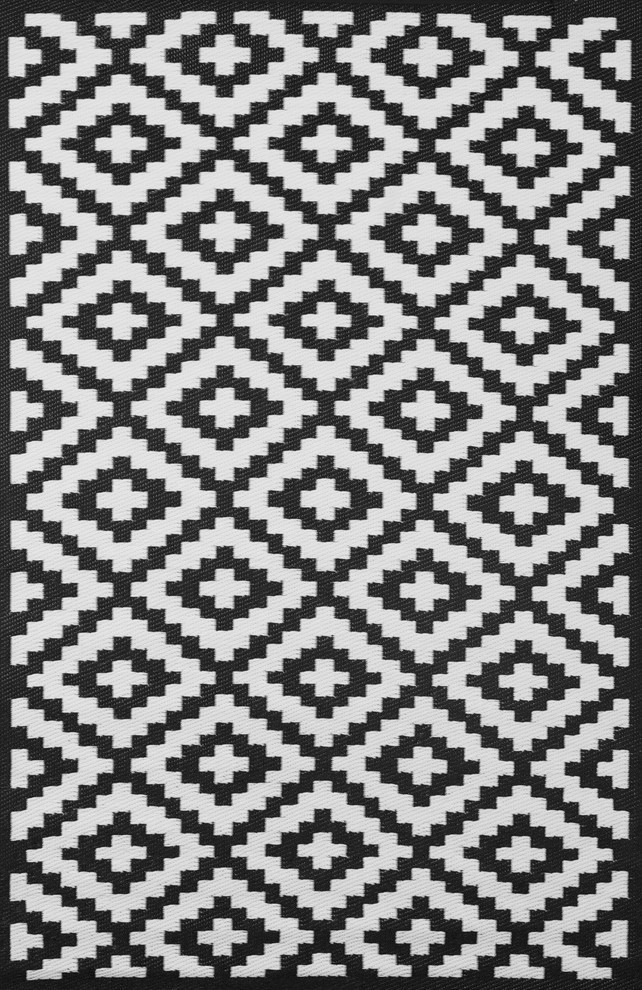 Lightweight Indoor/Outdoor Reversible Plastic Rug Nirvana, 8x10 Ft (240