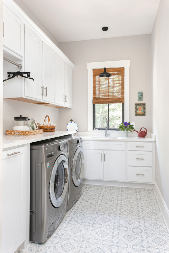 Photo of a laundry room in Charleston.