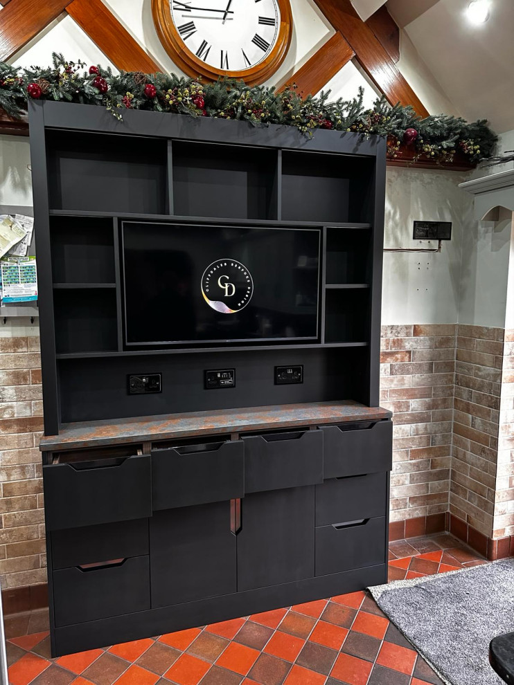 MEDIA UNIT