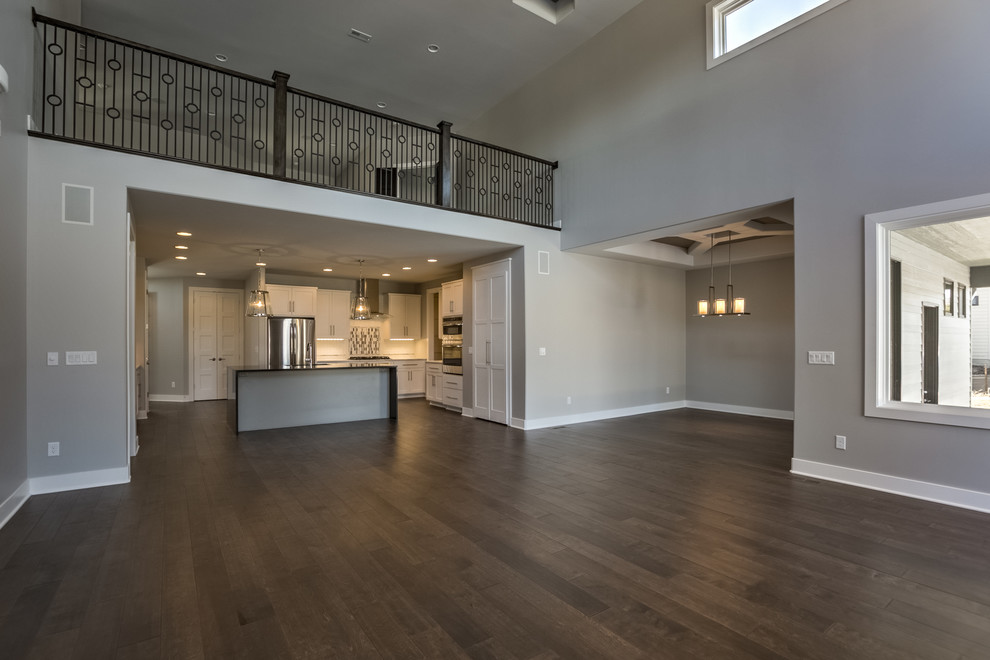 Home design - transitional home design idea in Omaha