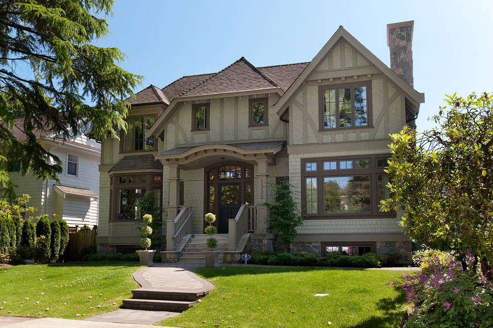 Design ideas for a traditional exterior in Vancouver.
