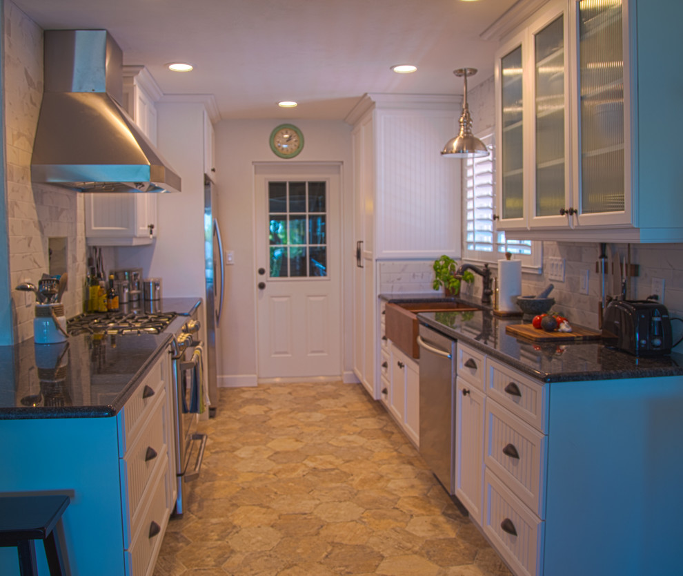 Design ideas for a beach style kitchen in Orlando.