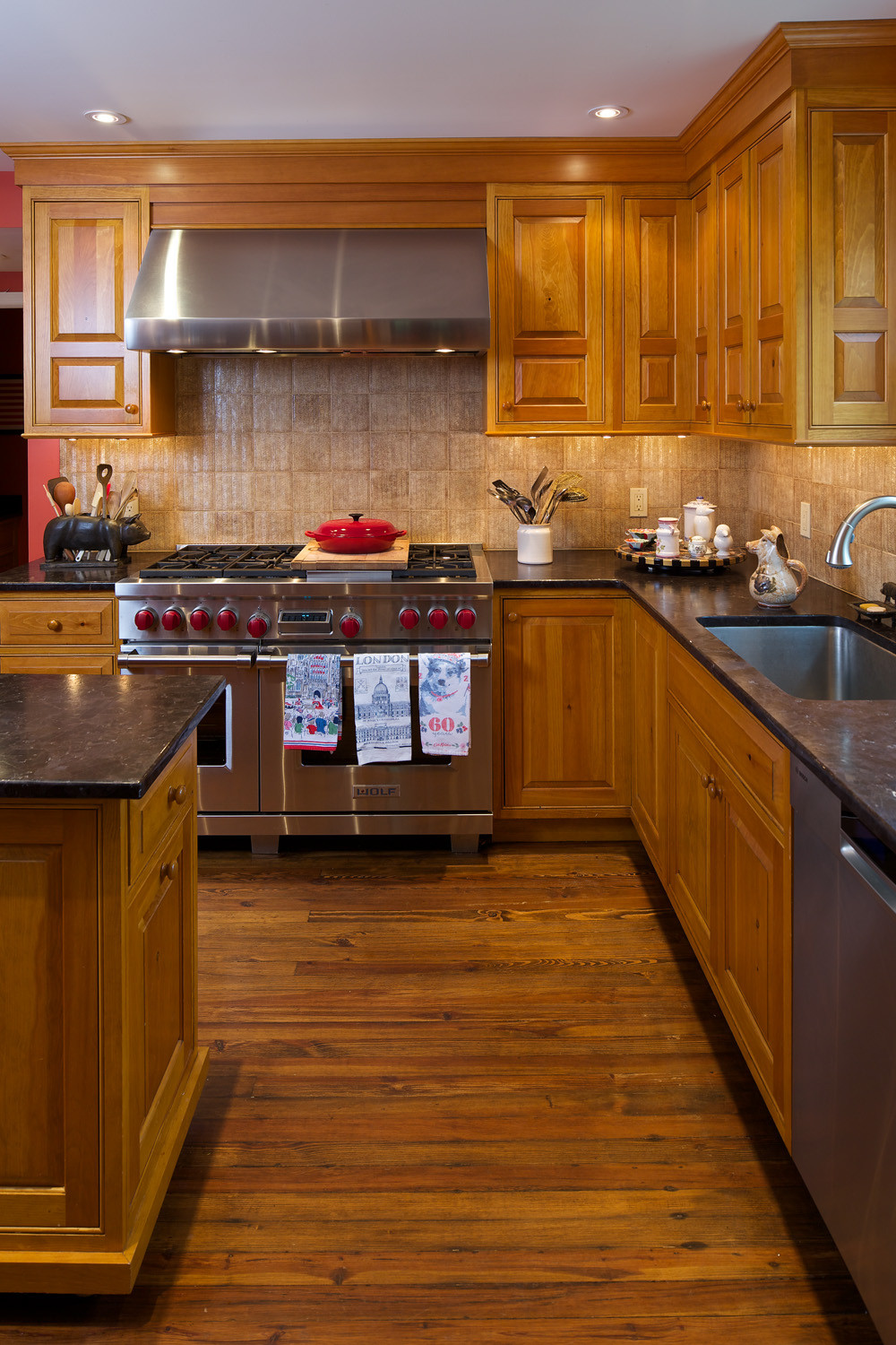 Kitchens With Stained Woods