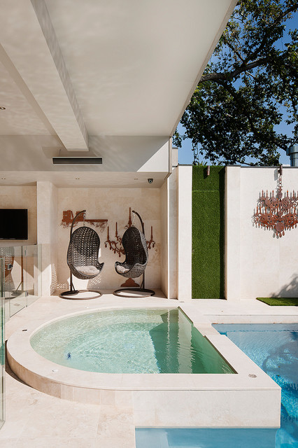 10 Mulgoa St. Brighton klassisch-modern-pools
