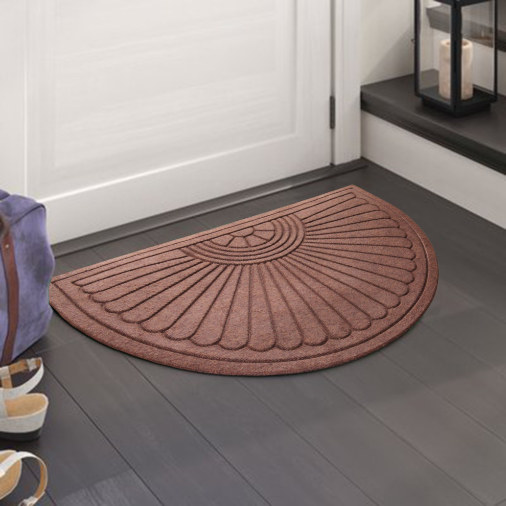 Sunburst Half Round 24"x36" Indoor/Outdoor Mat, Anti Slip Fabric Finish Contemporary