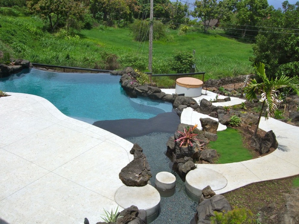Design ideas for a tropical infinity pool in Hawaii.