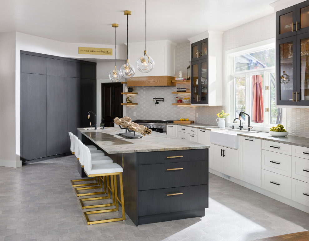 Kitchen - transitional kitchen idea