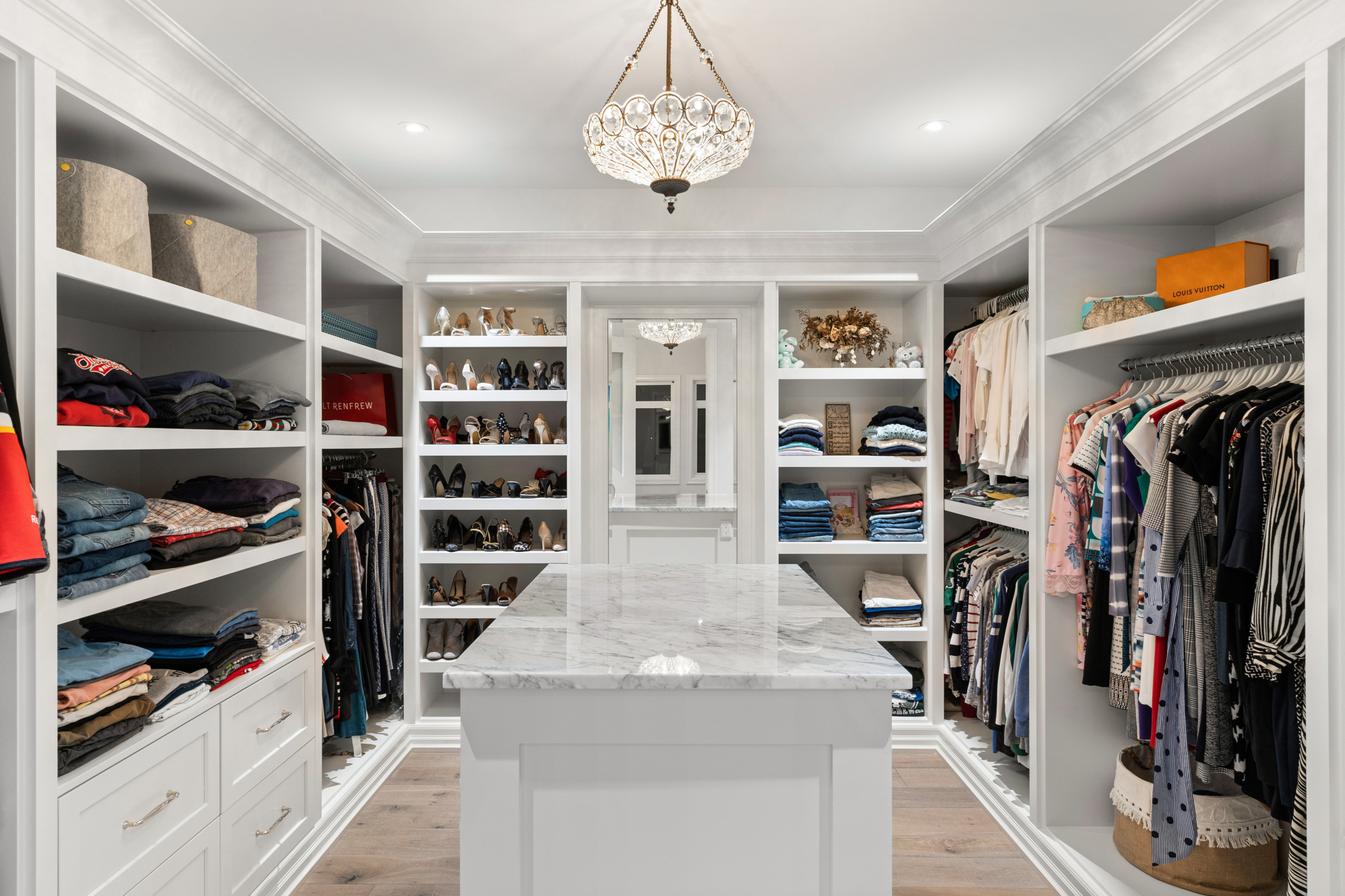 75 Large Closet with Louvered Cabinets Ideas You'll Love - November, 2023