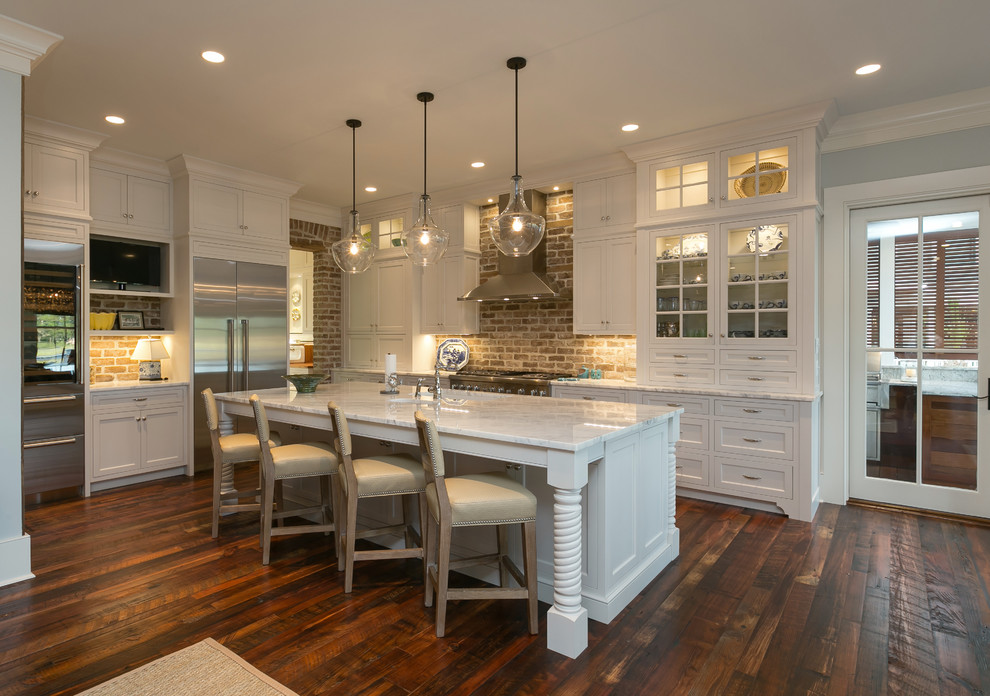 Example of a transitional kitchen design in Charleston