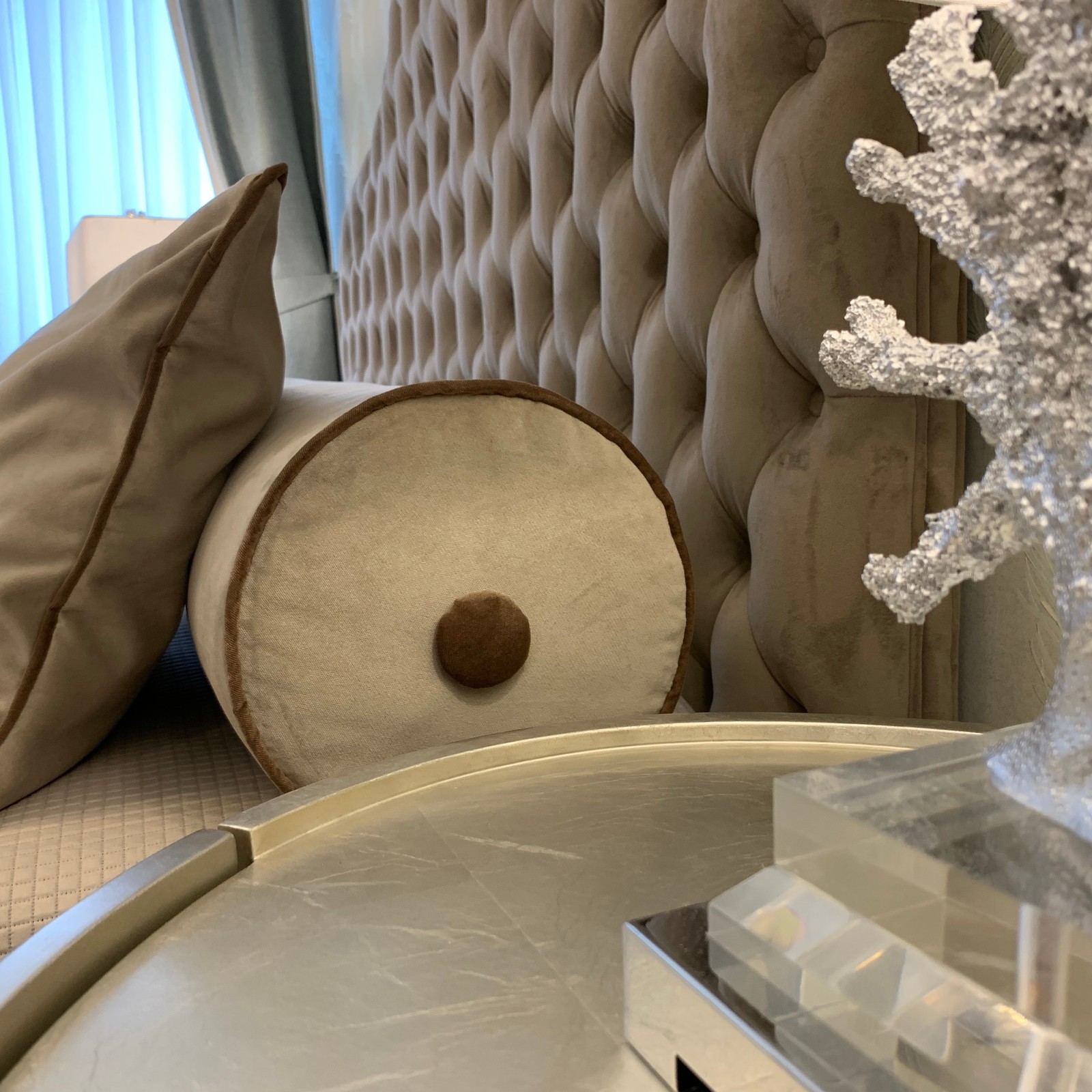 Спальня в неоклассике