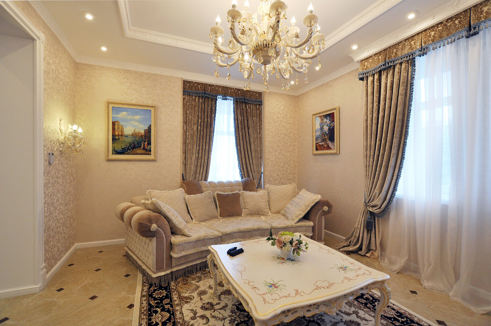 Example of a classic home design design in Yekaterinburg