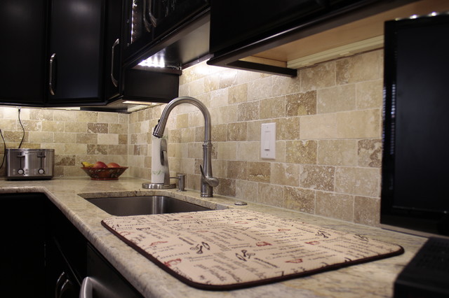 ROMERO KITCHEN traditional-kitchen