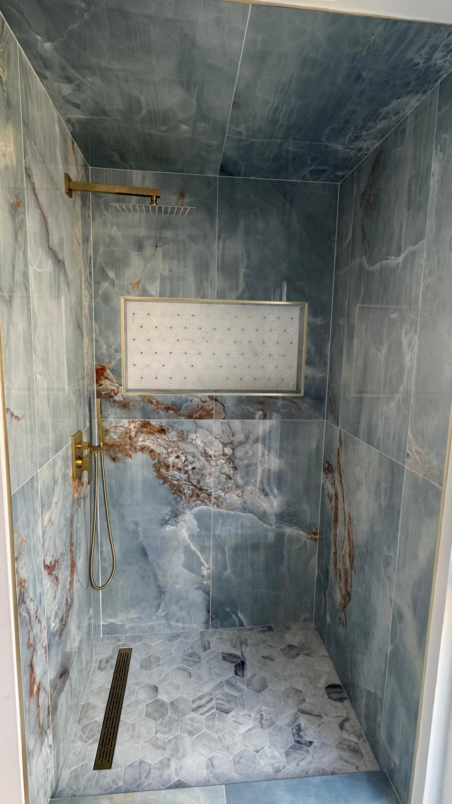 Master Bathroom - Chatsworth