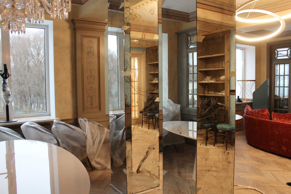 Зеркальное панно