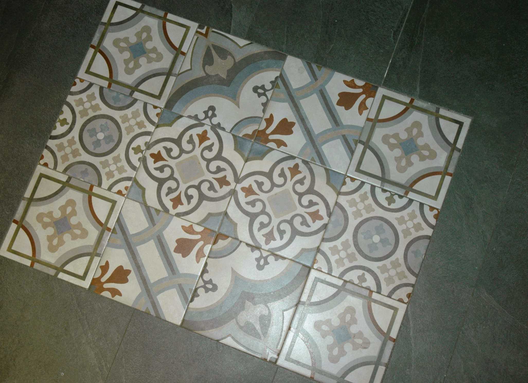 BAGNO IN RESINA  e piccoli ricordi !