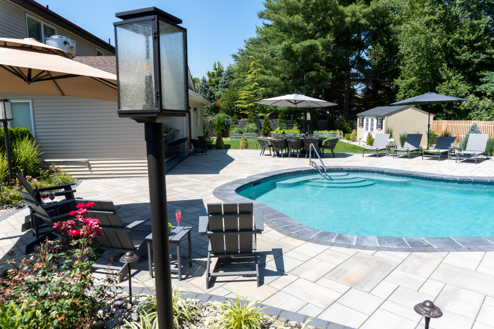 Manalapan, NJ: Pool Patio, Artificial Turf, Outdoor Kitchen